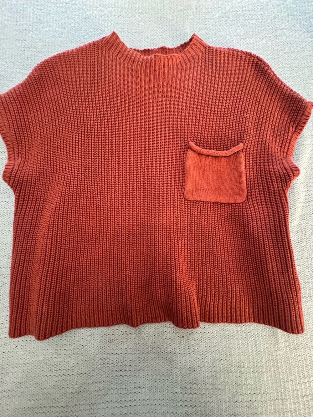 Zenana Outfitters Rust Short-Sleeve Crewneck Sweater with Pocket